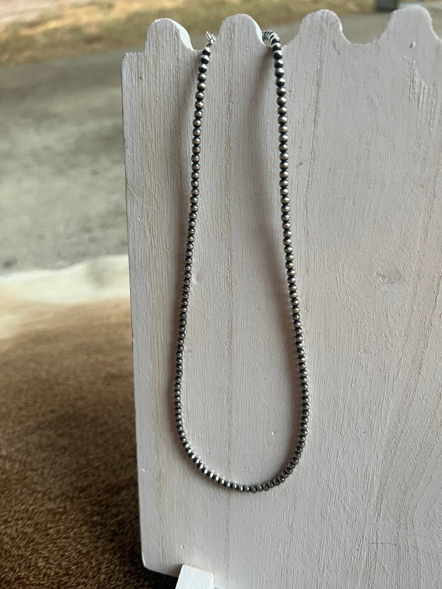 16 inch 3 mm Navajo Pearl